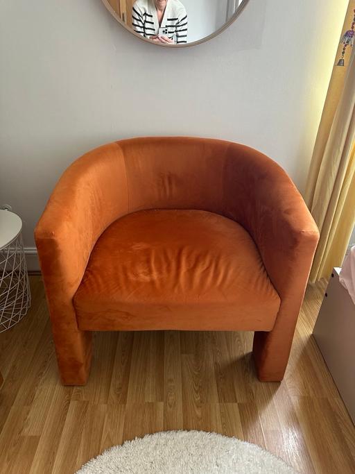 Buy & Sell Earlsfield South West London - Photos for Velvet Armchair with rounded design HABITAT