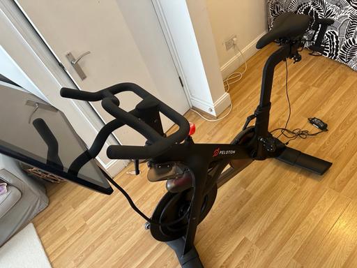 Buy & Sell Earlsfield South West London - Photos for PELOTON BIKE