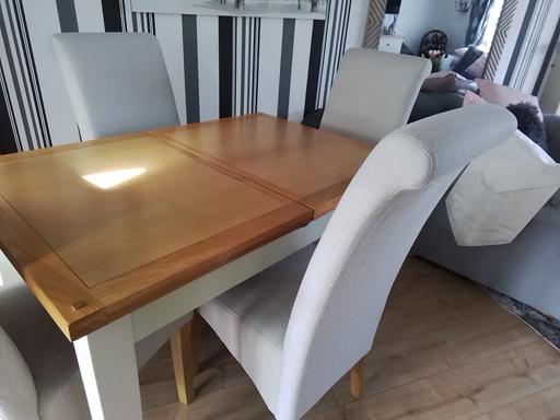 Buy & Sell Kitts Green Birmingham - Photos for Oak and cream dining table and chairs