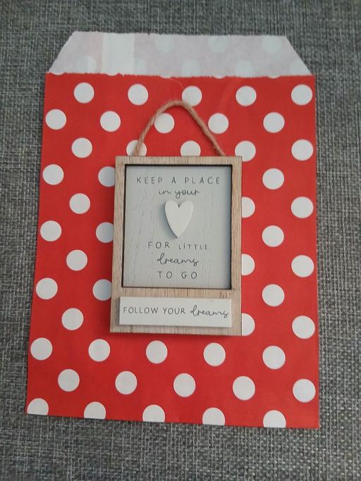 Buy & Sell Bradley Fold Trading Estate Bury - Photos for Small Plaque & Bag New