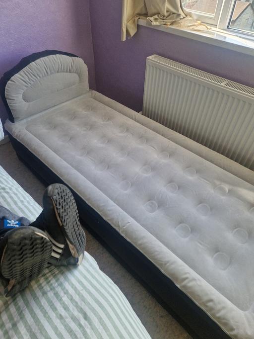 Buy & Sell Chilton Trinity Somerset - Photos for inflatable single bed