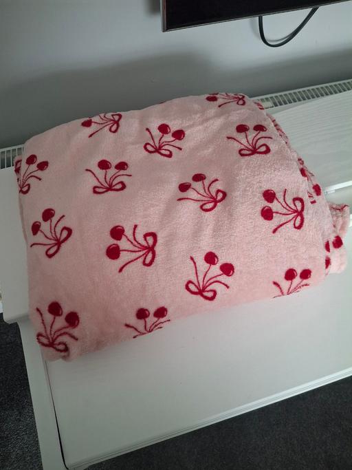 Buy & Sell Northfield Birmingham - Photos for new blanket