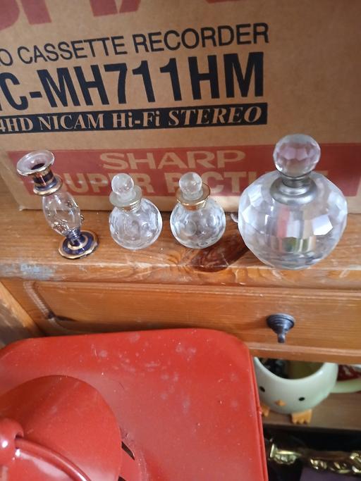 Buy & Sell Netherton Dudley - Photos for 4 small scent bottles