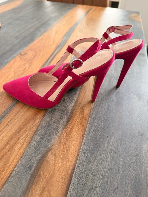 Buy & Sell Wall Heath Dudley - Photos for Next Shoes