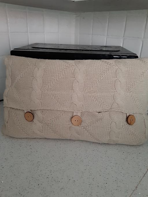 Buy & Sell South Hylton Sunderland - Photos for cushion