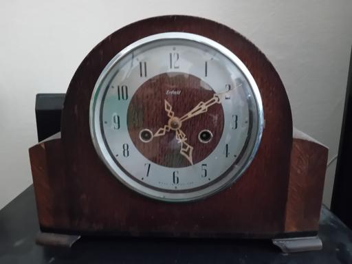 Buy & Sell Southend Airport Southend-on-Sea - Photos for old clock