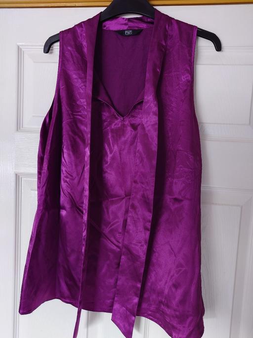 Buy & Sell Woodthorpe Charnwood - Photos for Women's purple sleeveless top size 14