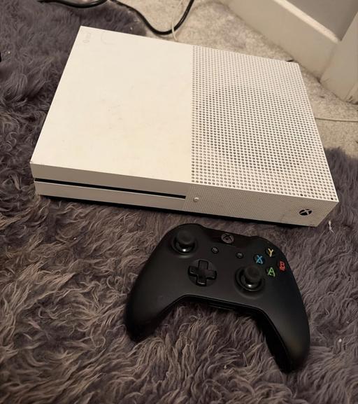 Buy & Sell Rubery Birmingham - Photos for Xbox One S 1tb 4k Controller