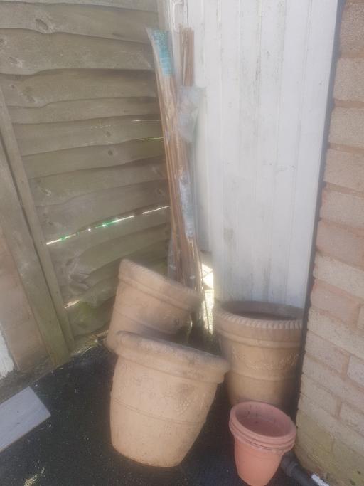 Buy & Sell Pensnett Dudley - Photos for 3 Large Planters, 3 Small Pots & Sticks