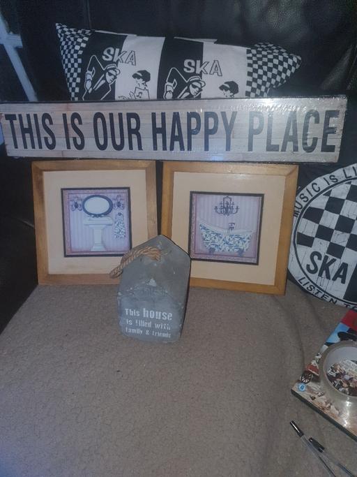 Buy & Sell Pensnett Dudley - Photos for BNIP Sign , 2 Framed Pictures & Door Stop.