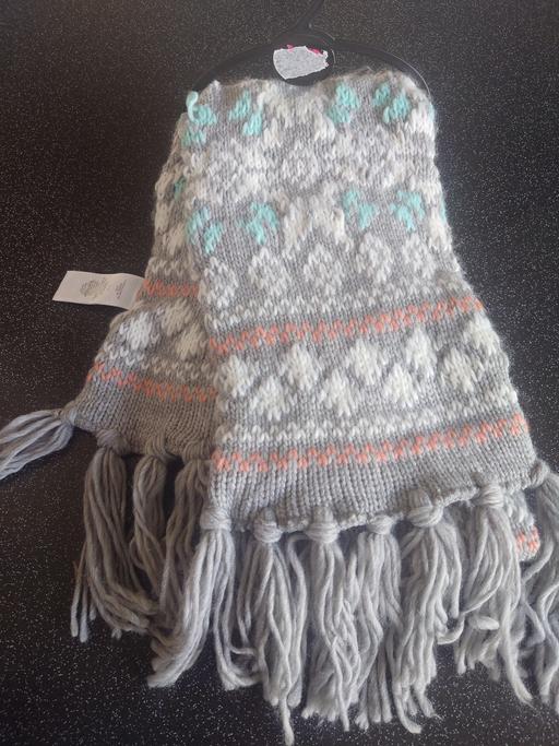Buy & Sell Woodthorpe Charnwood - Photos for Girls grey scarf