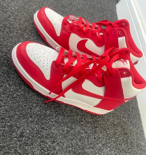 Buy & Sell Whitechapel East London - Photos for Nike Dunk High Championship Red