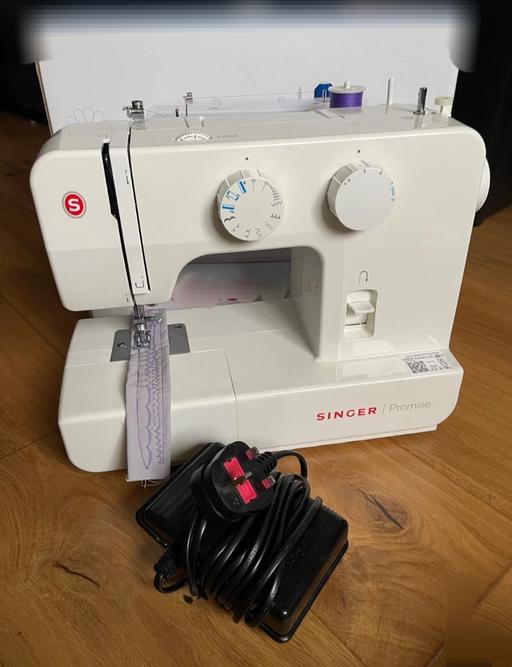 Buy & Sell Lye Dudley - Photos for singer sewing machine