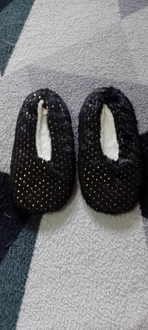 Buy & Sell Bilston Wolverhampton - Photos for brand new women's slippers
