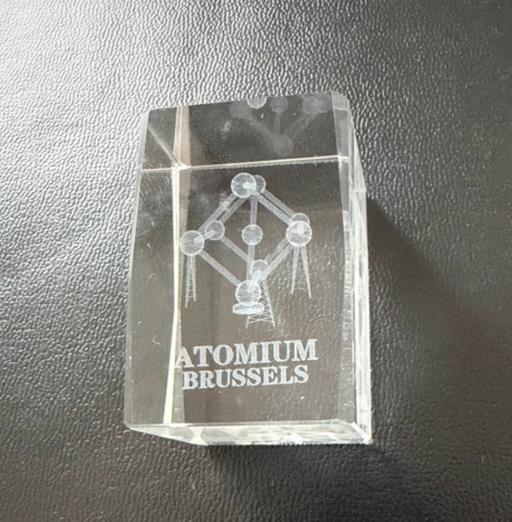 Buy & Sell Wembley Brent - Photos for Atomium Brussels engraved crystal souvenir