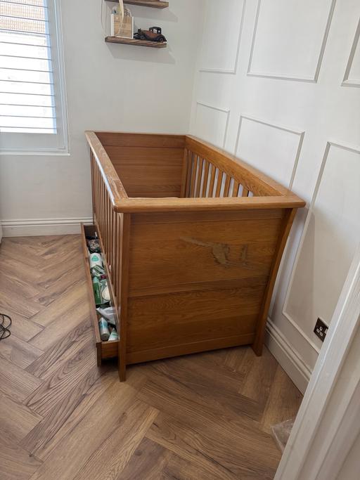 Buy & Sell Romford Havering - Photos for Mamas and papa cot bed