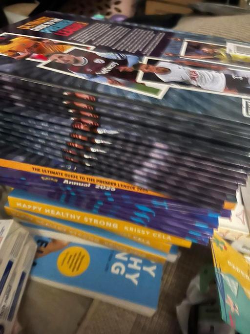 Buy & Sell Wednesfield Wolverhampton - Photos for 25 new book bundle all 2£