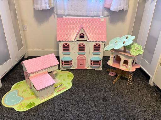 Buy & Sell Littleover Derby - Photos for Children's Wooden Dolls House and Extras