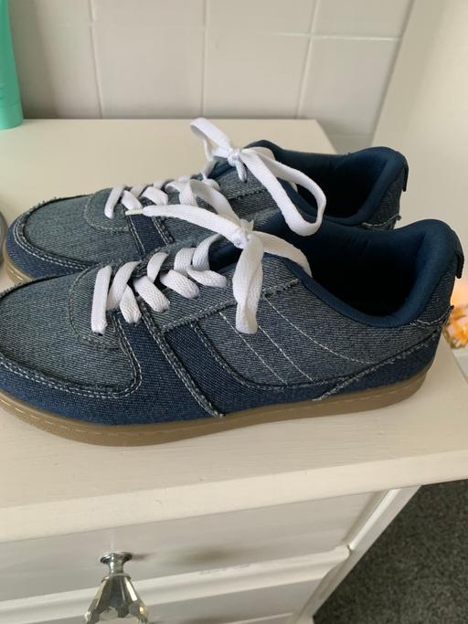 Buy & Sell Corngreaves Trading Estate Sandwell - Photos for Trainers new buyer collect