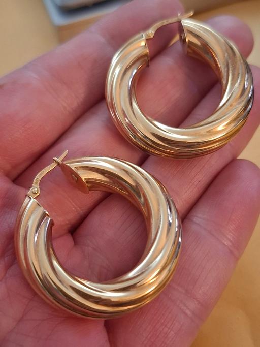Buy & Sell Liverpool Sefton - Photos for 9ct gold large chunky hoop earrings