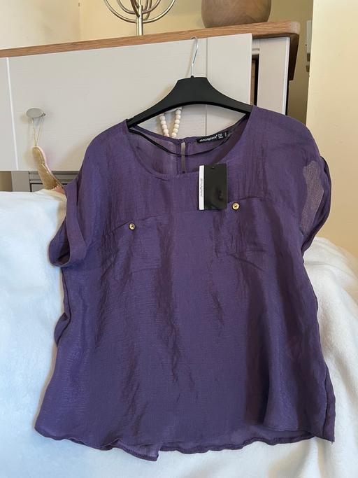 Buy & Sell Easington Lane Sunderland - Photos for Womens Top ( New )