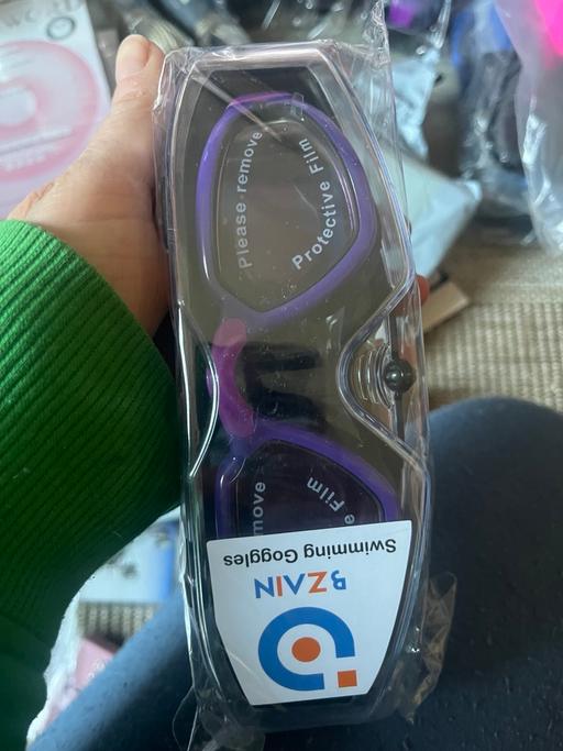 Buy & Sell Wednesfield Wolverhampton - Photos for New adult swim goggles 2£ a pair a few
