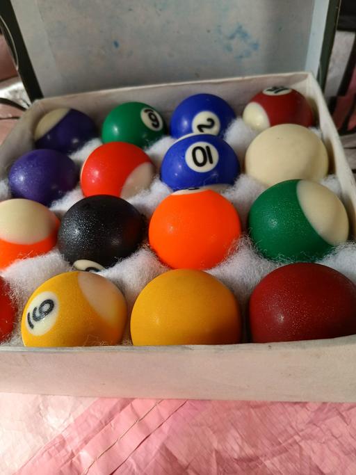 Buy & Sell Netherton Dudley - Photos for snooker balls in box