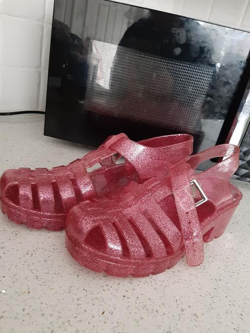 Buy & Sell South Hylton Sunderland - Photos for size 5