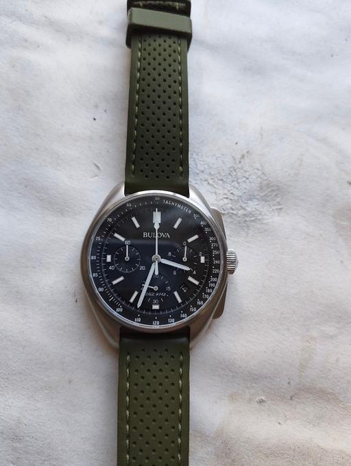 Buy & Sell Elephant and Castle South East London - Photos for Bulova Luna pilot