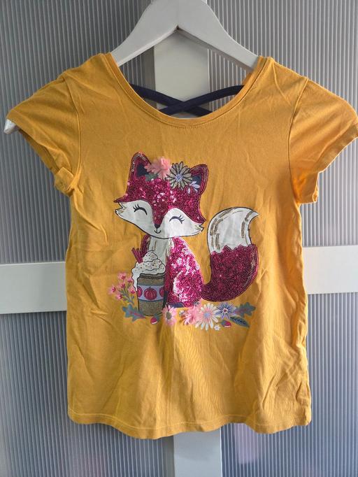 Buy & Sell Weston Point Halton - Photos for Age 7-8 ISAAC MIZRAHI tshirt