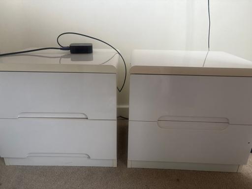 Buy & Sell Chingford East London - Photos for Side tables