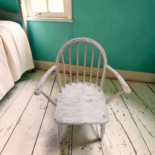 Buy & Sell Lancing Adur - Photos for Rustic Distressed Pink Chair