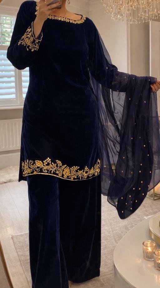 Buy & Sell Birmingham Birmingham - Photos for Velvet asian suit, gold embroidery - eid 