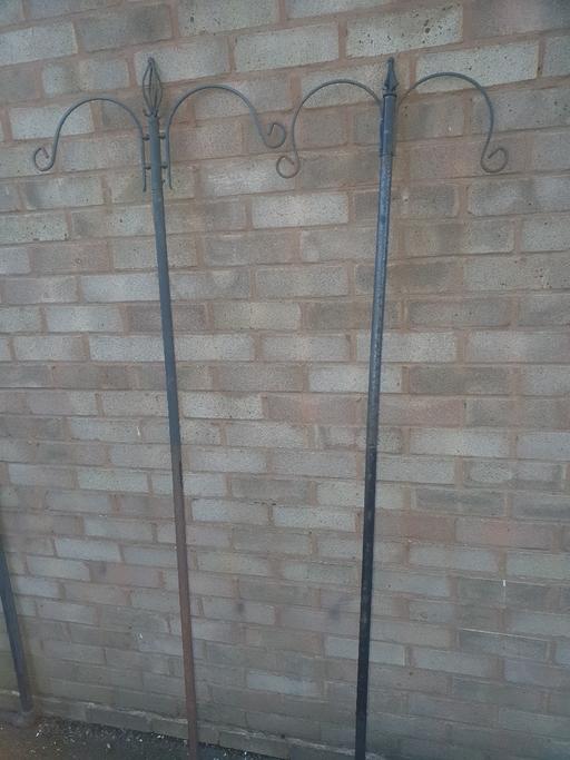 Buy & Sell Gornal Wood Dudley - Photos for 6.5ft Wrought Iron Hanging Basket Hooks, Good