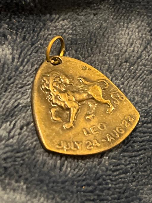 Buy & Sell Rottingdean Brighton - Photos for Beautiful vintage pendant