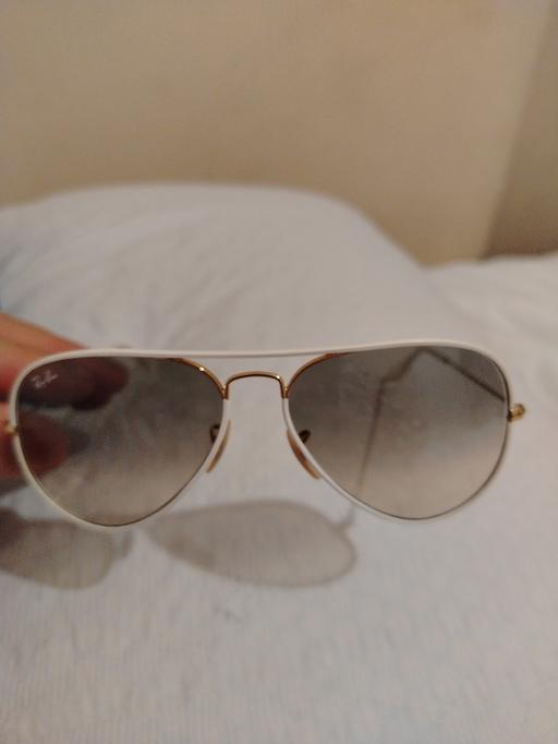 Buy & Sell Lambeth South East London - Photos for Ray-Ban Aviator full colour
