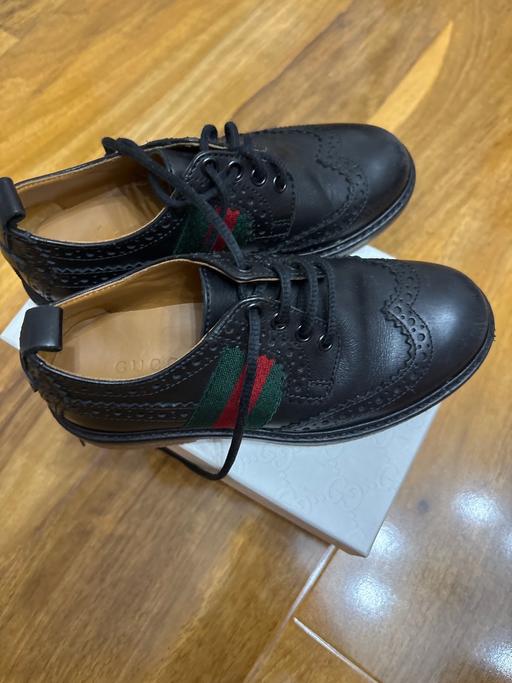 Buy & Sell The Hale North West London - Photos for Boys Gucci shoes size 27 Eu