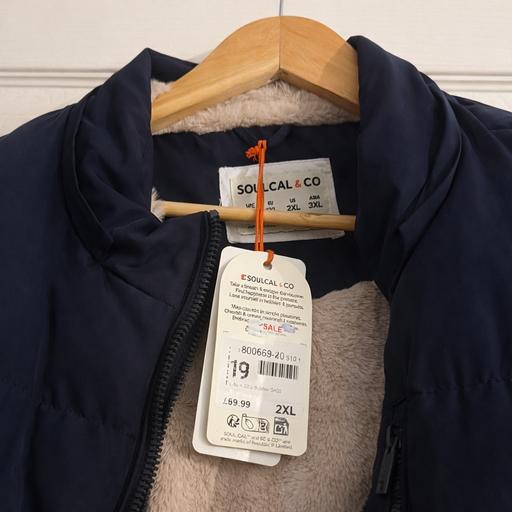 Buy & Sell Newbury Park East London - Photos for SOULCAL & CO NAVY PUFFER JACKET – BARGAIN