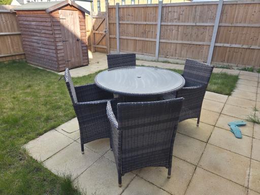 Buy & Sell Newport Uttlesford - Photos for 4 seater Rattan Garden Dining Set