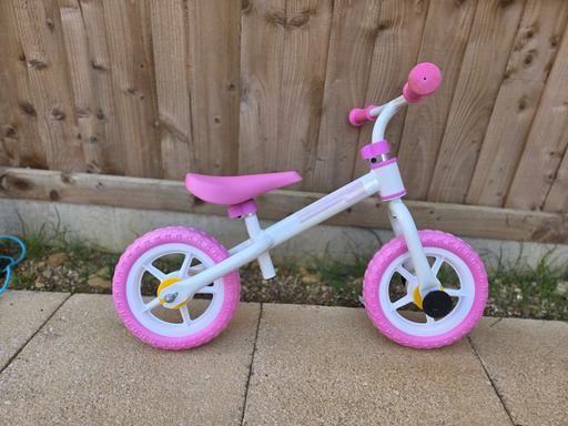 Buy & Sell Newport Uttlesford - Photos for Pink Kids Balance Bike