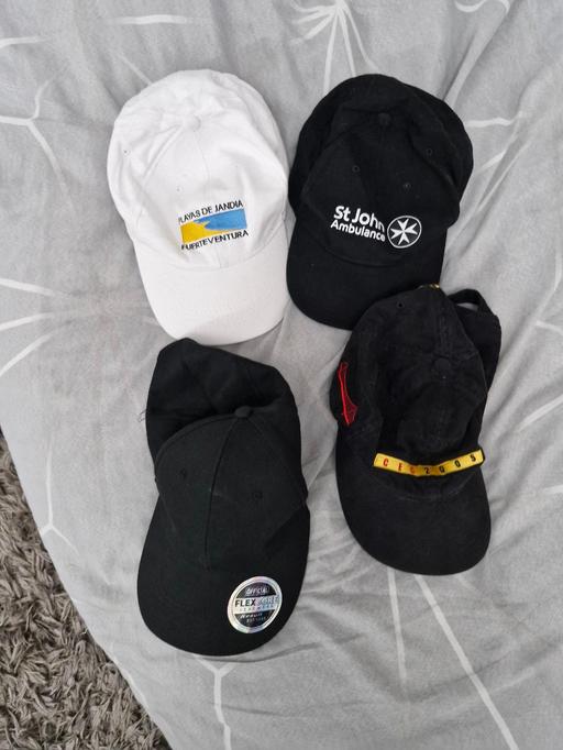 Buy & Sell Fulwood Preston - Photos for assorted caps