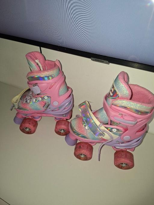 Buy & Sell North End South East London - Photos for Roller skates
