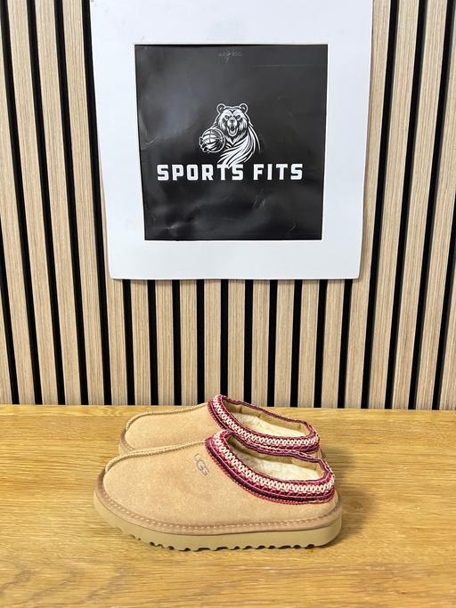 Buy & Sell Catherine-De-Barnes Solihull - Photos for Uggs Tasman brown/red lining Size 6 SALE! £25