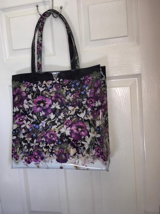 Buy & Sell Langford Central Bedfordshire - Photos for Ted Baker Bag (new)