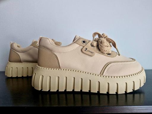 Buy & Sell Braunstone Leicester - Photos for New, trendy platform sneakers