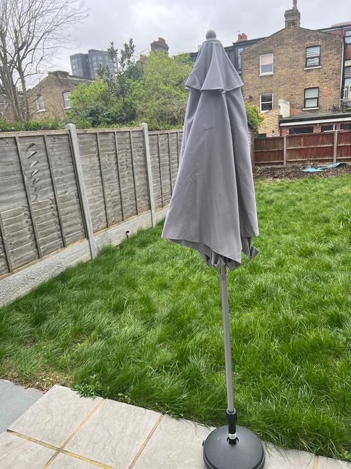 Buy & Sell Upper Walthamstow East London - Photos for Garden Parasol