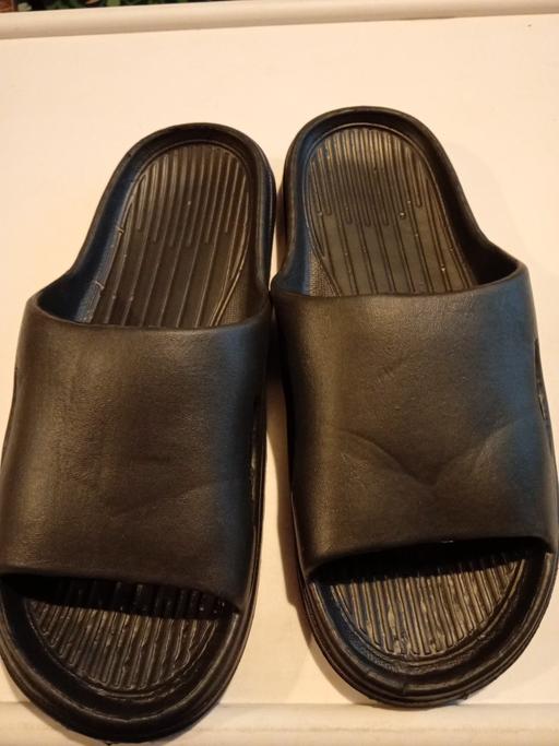 Buy & Sell Horncastle East Lindsey - Photos for new pair of ladies sliders size 6-6.5