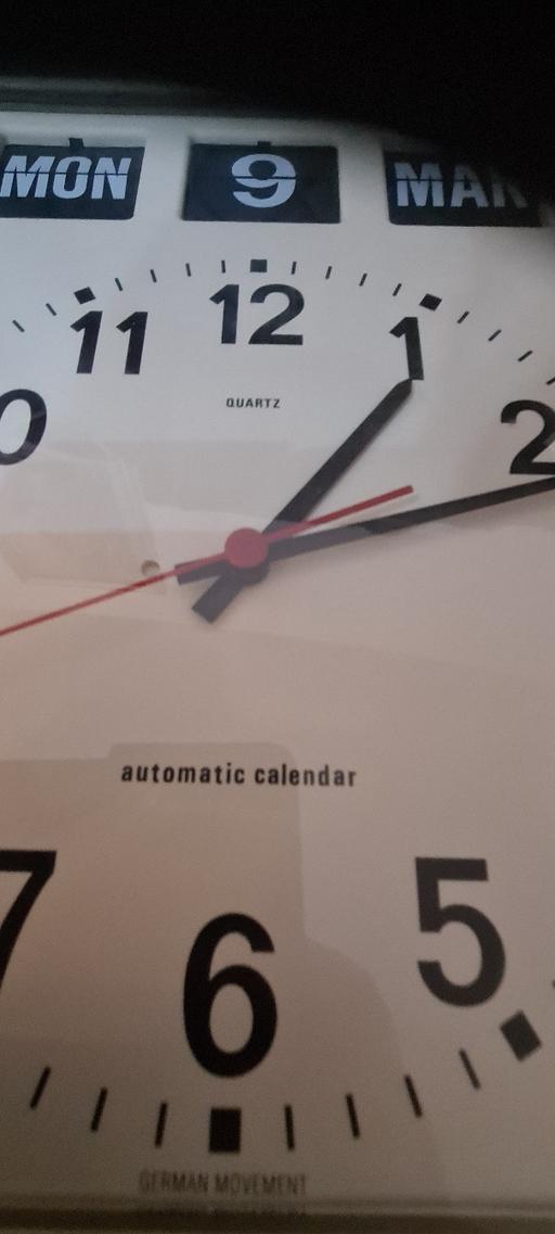 Buy & Sell Wythenshawe Manchester - Photos for bank wall clock