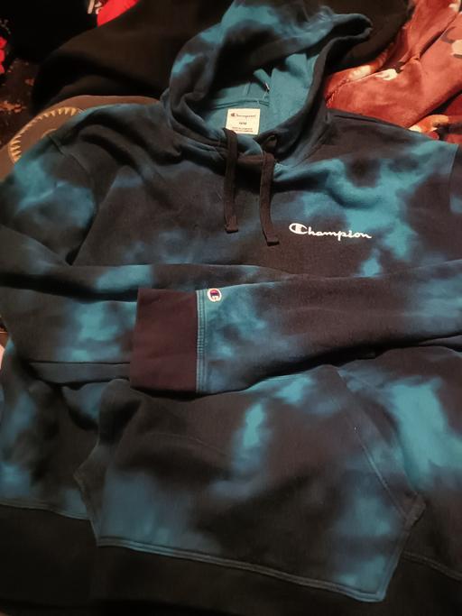 Buy & Sell Beeston Park Leeds - Photos for jumpers all different sizes