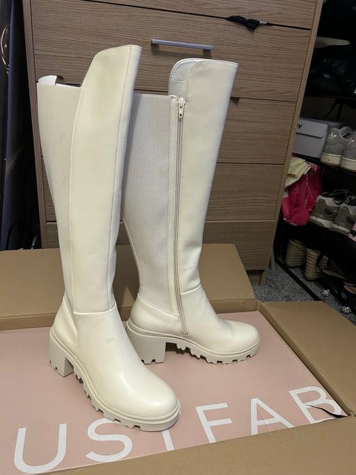 Buy & Sell West Bromwich Sandwell - Photos for Brand new boots size 7